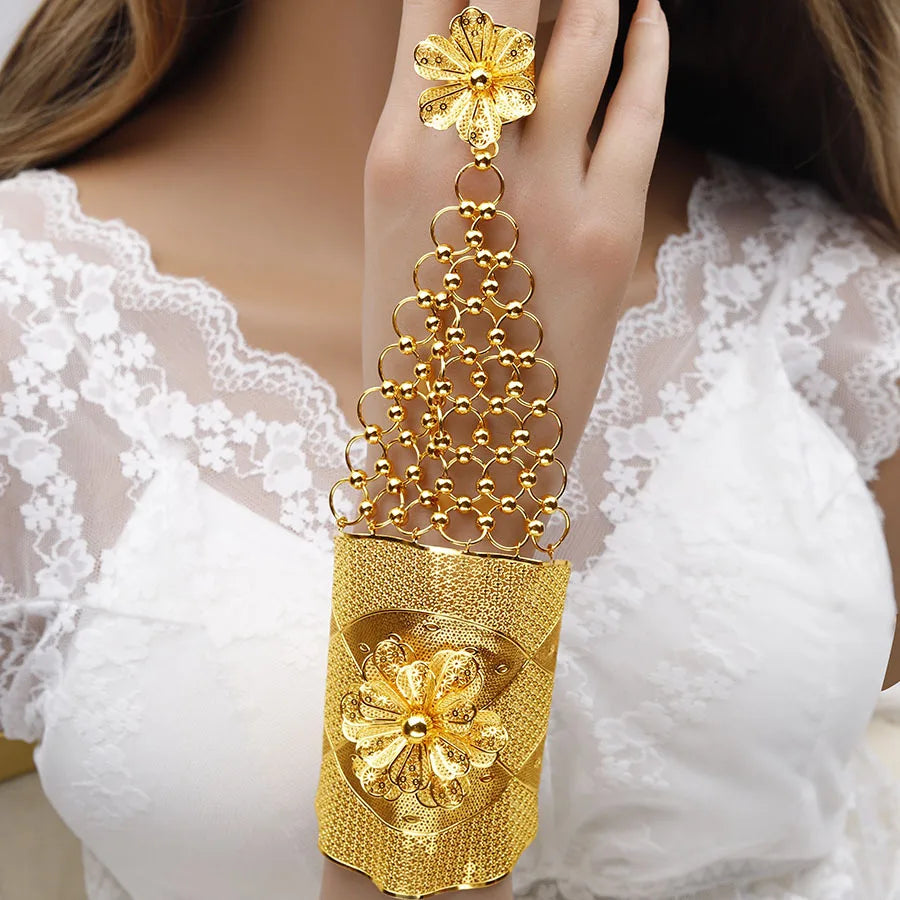 Dubai Gold Color Bangles With Ring For Women Indian Bracelet Jewelery Arabic Wedding Party Banquet integrated bracelet and ring